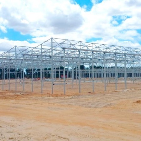 Ininsa Producción Ornamental y almacén en Portugal